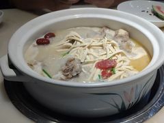 -小骨煲金华砂锅(转塘金街美地店)