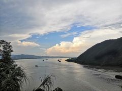 -羚羊峡古栈道森林公园