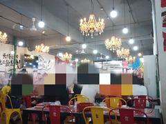 大堂-满盆龙虾烧烤小串(宏伟路第一直营店)