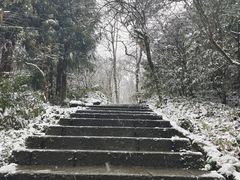 -西岭雪山大飞水景区