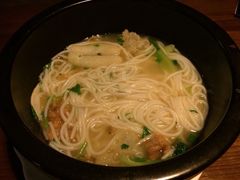 -山珍王国·云南野生菌石锅鱼