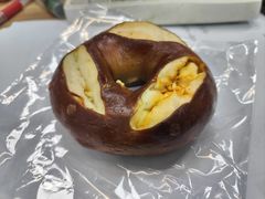 青花椒竹笋芝士碱水贝果-初一·BAKERY