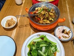 -九锅一堂酸菜鱼(新南凯德直营店)