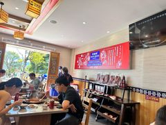 -阿婆情腊排骨火锅(金虹路店)