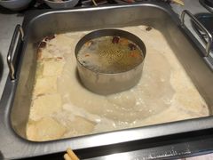 -尚尚仙·酸汤猪手·猪肚鸡火锅(华联万柳购物中心店)