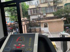 -Freedom Fitness私教健身俱乐部(徐虹北路店)