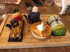 -Common Table · Brunch & Coffee