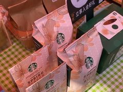 -星巴克(深圳龙华红山6979店)