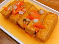 秘制鸡汁豆腐-隔壁老王·家常云南菜(花巷店)