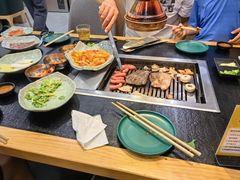 -臻牛烤肉