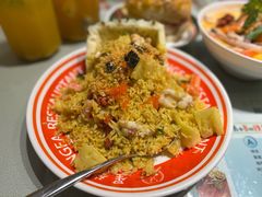 泰式菠萝海鲜炒饭-星發茶餐厅(小梅大街店)