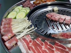 -哈哈碳都·牛肋条无限自助烤肉(宝龙店)