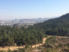 -灵岩山风景区