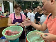 -标记美食新鲜猪杂(兴南大道店)