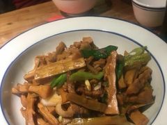 -吕氏疙瘩汤·私家菜馆(慈云寺店)