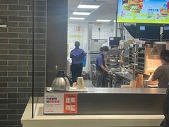 大堂-麦当劳(茂名电白分店)