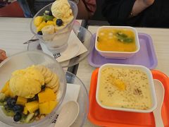 鲜果优酪雪-满记甜品(江桥万达店)