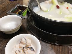 -鸿渡渔庄·特色鸭咀鱼