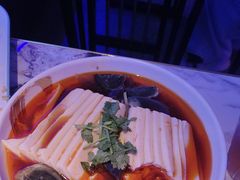 -徐记小怪兽肉蟹煲店(哈西万达金街店)