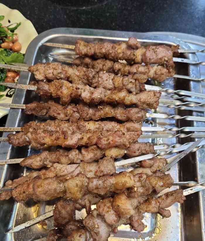 红满天烧烤(怡馨家园店)-"最开始在团购秒杀上看到的一家店铺,而且之.