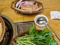-阿婆情腊排骨火锅(金虹路店)