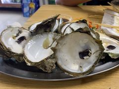 -蚝哥花姐湛江烤生蚝(美丽湾市场店)