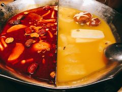 台式麻辣锅-湊湊火锅·茶憩(杭州湖滨银泰in77店)