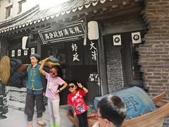 -八一路好吃街(雨田商务大厦店)