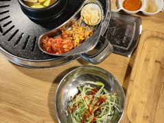 -江南猪肉商会无限续吃(弘大店)