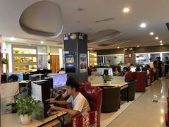 -栈逗电竞馆·胶囊房(萧山旺角城店)