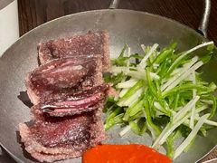 炭烤牛肉-毛辣果·酸