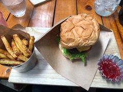 -BURGER BRO'S