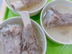 -周震馄饨
