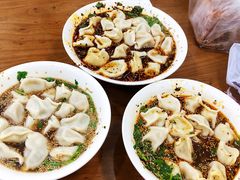酸汤牛肉水饺-回坊马二饺子馆