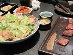 -铭牛烧肉·和牛海鲜自助(高新月牙湖店)