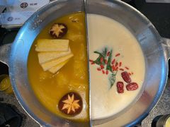 花胶鸡汤锅底-湊湊火锅·茶憩(新中关购物中心店)