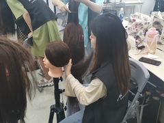 -吉田美学化妆美甲摄影培训(宁波校区)
