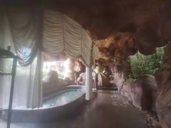 -中华郡温泉
