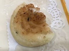 -刘姐啤酒鱼民族演艺餐厅(西街总店)