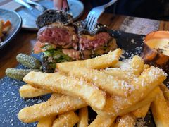 -FLOVIE FLORIST CAFE