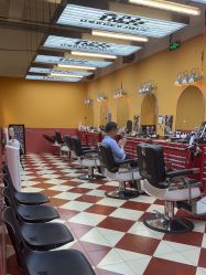 -Devilhands Barbershop男士理容店