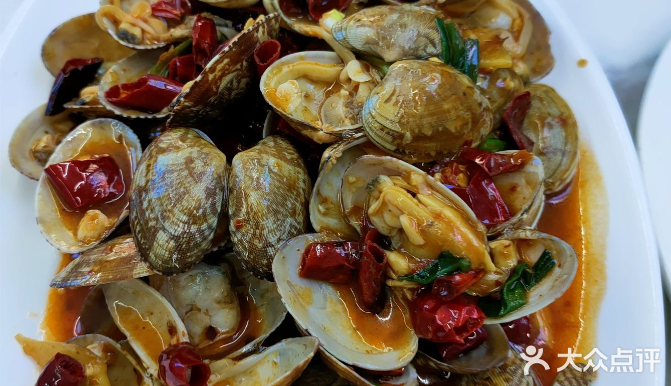 第一市场椰风巷里的小清新海鲜店