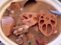 莲藕排骨汤-亢龙太子酒轩(东湖店)