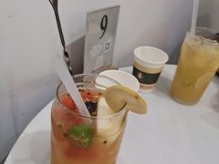 -丽莎沙拉轻食餐厅(国贸店)