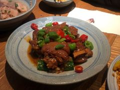 辣炒秘制滷猪蹄-静一餐厅·湖北菜(前门创始店)