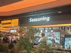 -黑金·寻焰自助百汇·烤肉·火锅(中街店)