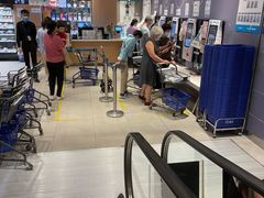 -盒马鲜生(红莲店)