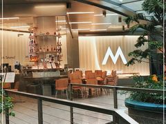 -M Stand(上海人民广场来福士店)