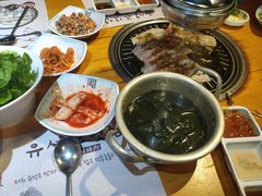 -唯成•韩国炭火烤肉 유성고기