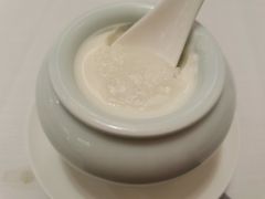 燕窝酸奶-北京厨房(西安SKP店)